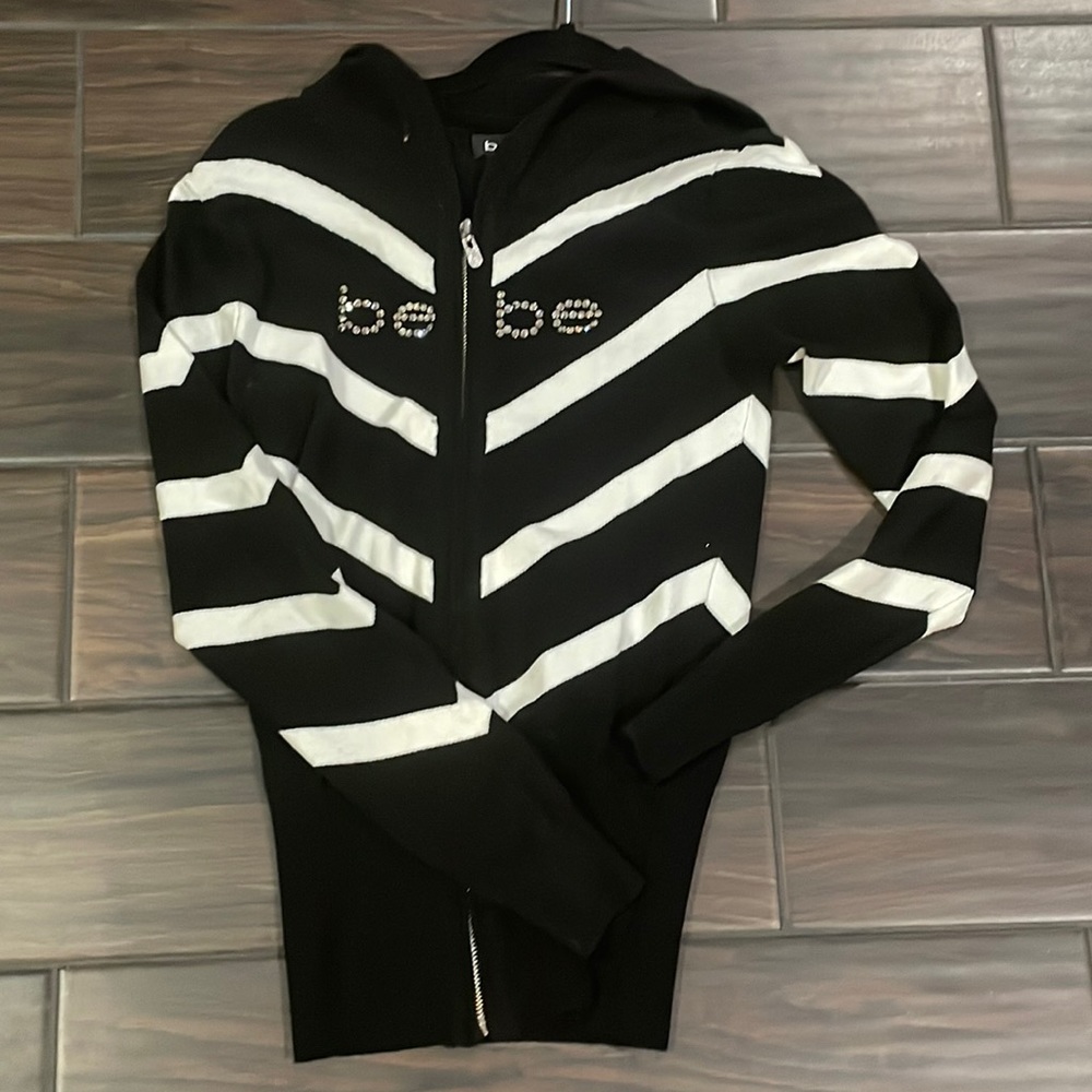 Black and white sweater zip up hoodie